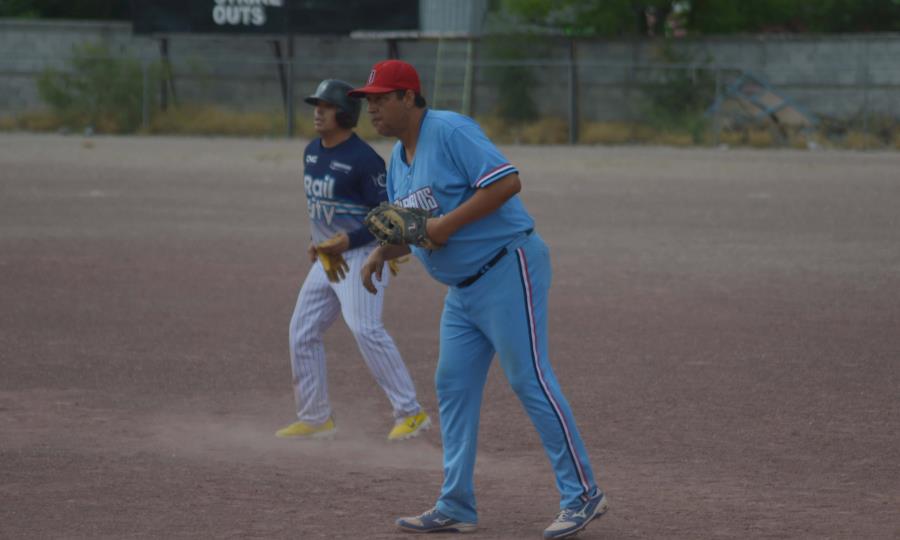 Arranca la Liga de Béisbol de 40 años con emocionante jornada inaugural