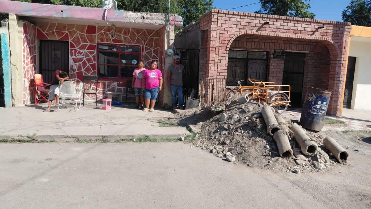 Vecinos de Sarabia alertan sobre drenaje colapsado persistente