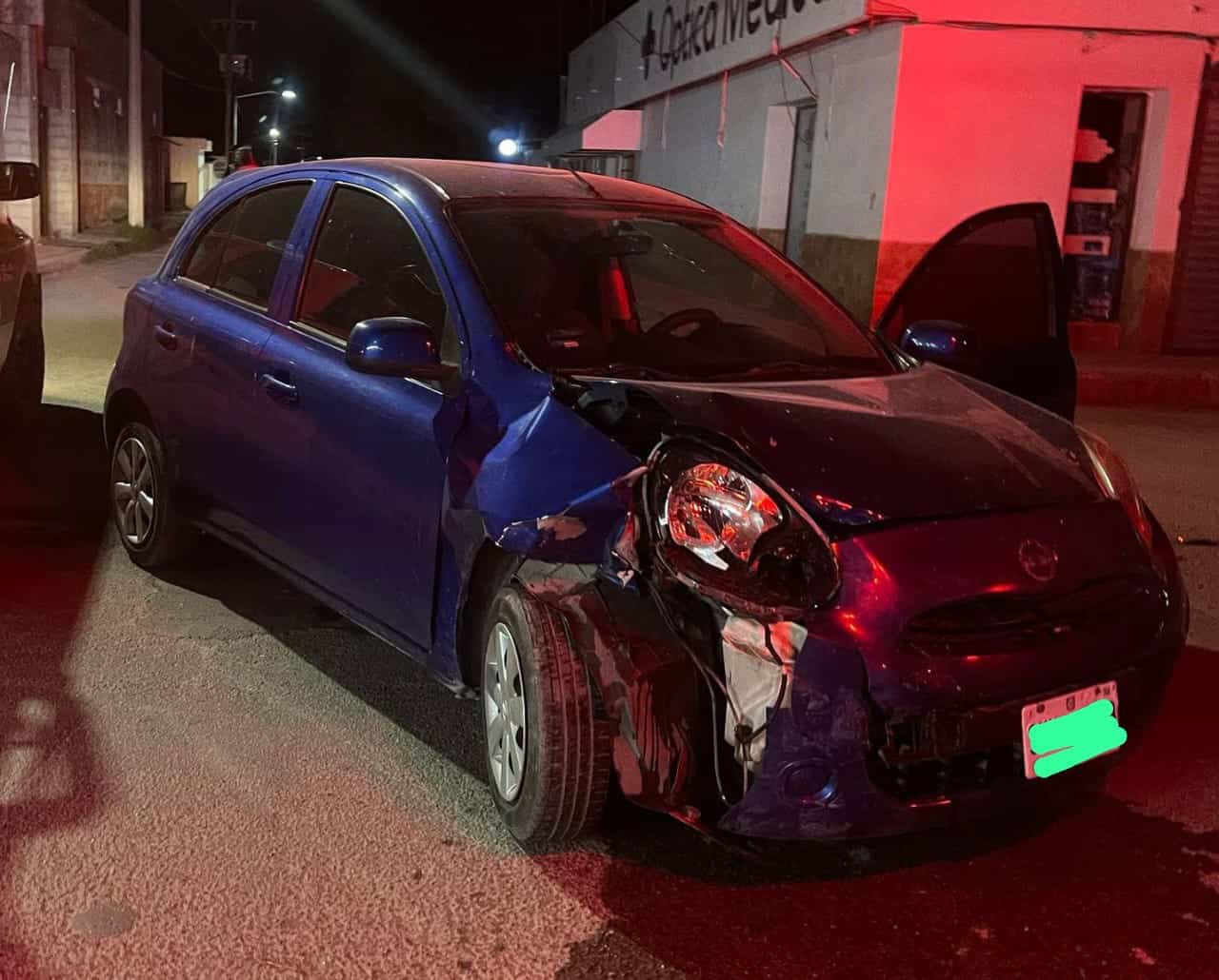 Detienen a dos hombres por choque en estado de ebriedad en Allende