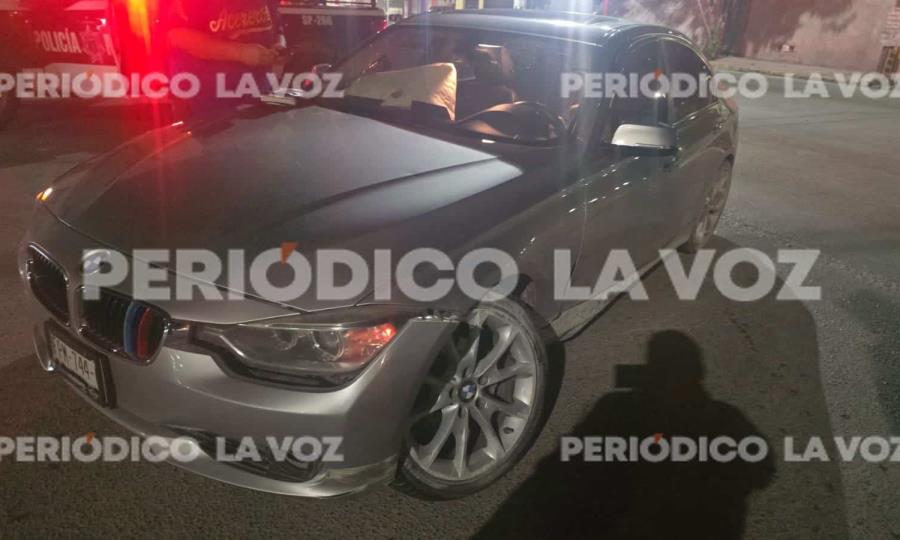 Conductor de BMW pierde control y choca en Monclova