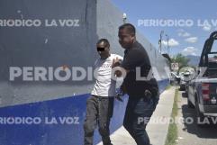 Detenido en Monclova hombre de 50 años por drogarse y hostigar a comerciantes