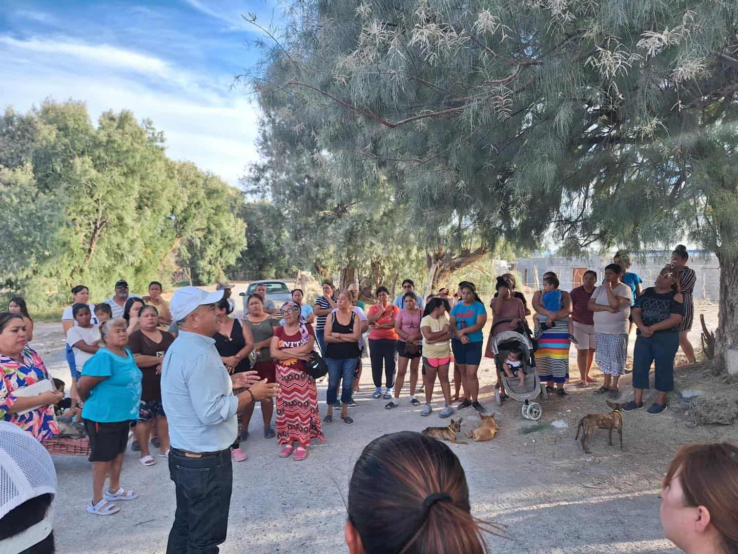 Visita del Alcalde de Cuatro Ciénegas fortalece la relación con la comunidad