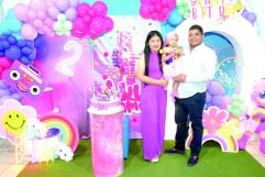 Meredith Sánchez Olveda Celebra 2 Años con Fiesta Especial