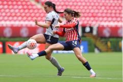 Chivas femenil logra empate 1-1 ante Cruz Azul en partido de infarto