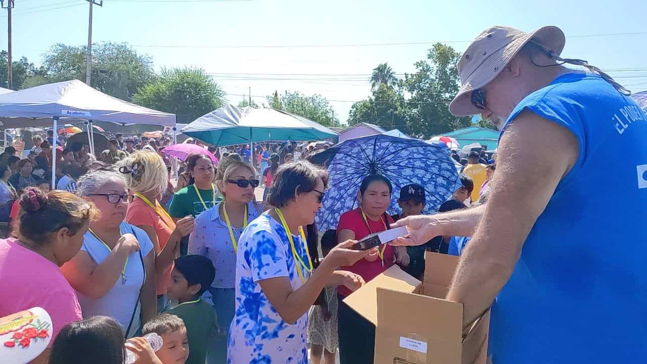 Jornada de Apoyo y Fe en Nava Fortalece a Familias antes del Regreso a Clases