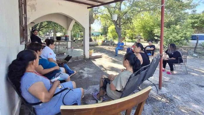 Mujeres de Villa Unión Se Reúnen para Fortalecer la Sororidad y el Bienestar Emocional