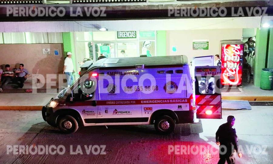 Jinete sufre graves lesiones en rodeo por toro