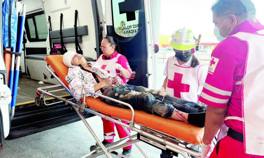 Ataque brutal con botellazos deja joven gravemente herido en Monclova