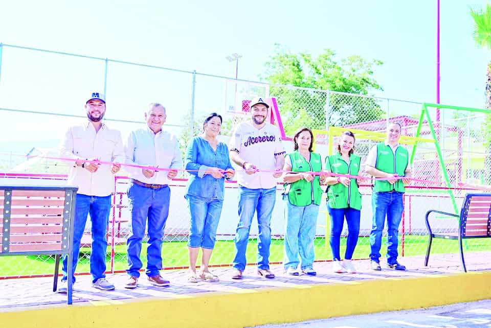 Sigue Carlos Villarreal  impulsando el desarrollo
