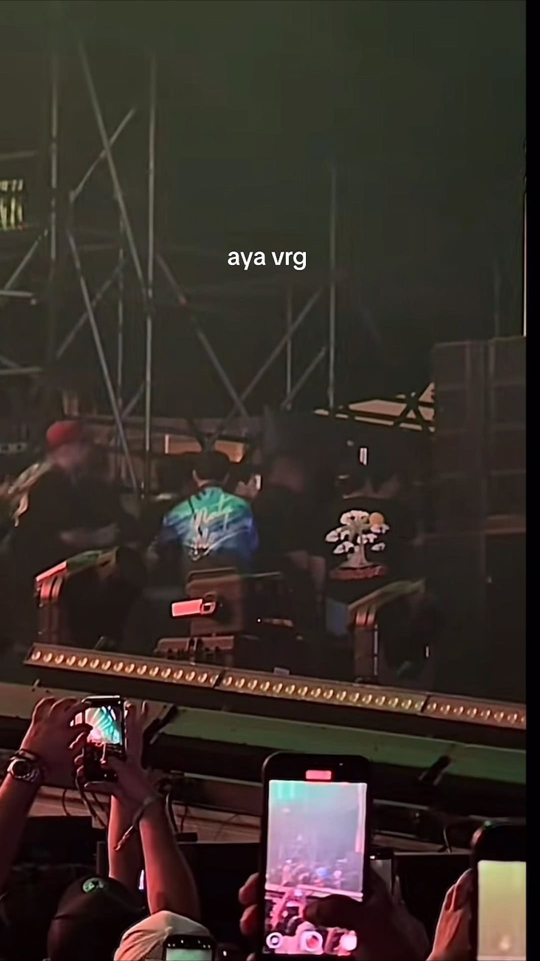 Natanael Cano golpea a su DJ y destruye equipo en pleno show del Baja Beach Fest 2025