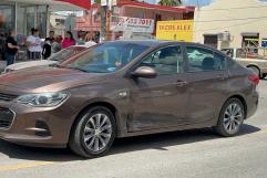 Investigan Colisión en Calles Madero y Primero de Mayo de Sabinas