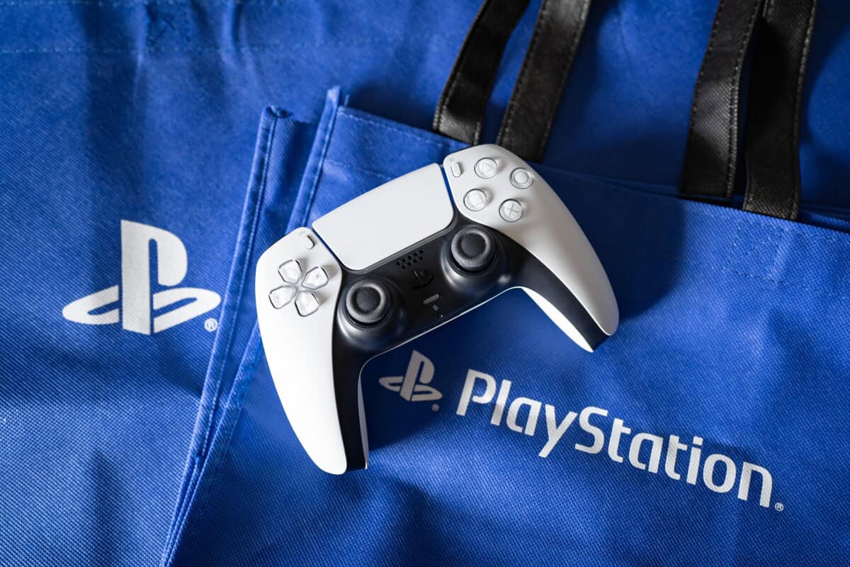 Sony enfrenta denuncia ante Profeco por mostrar precios en dólares en PlayStation Store