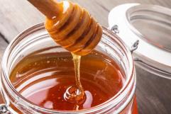 FDA retira más de 200 frascos de miel QBee Whipped Honey Raspberry