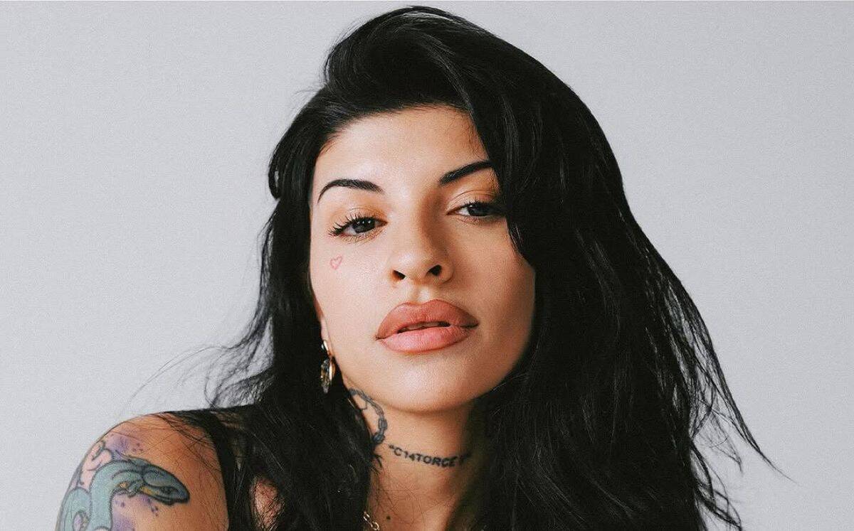 Cazzu alza la voz contra discriminación por tatuajes