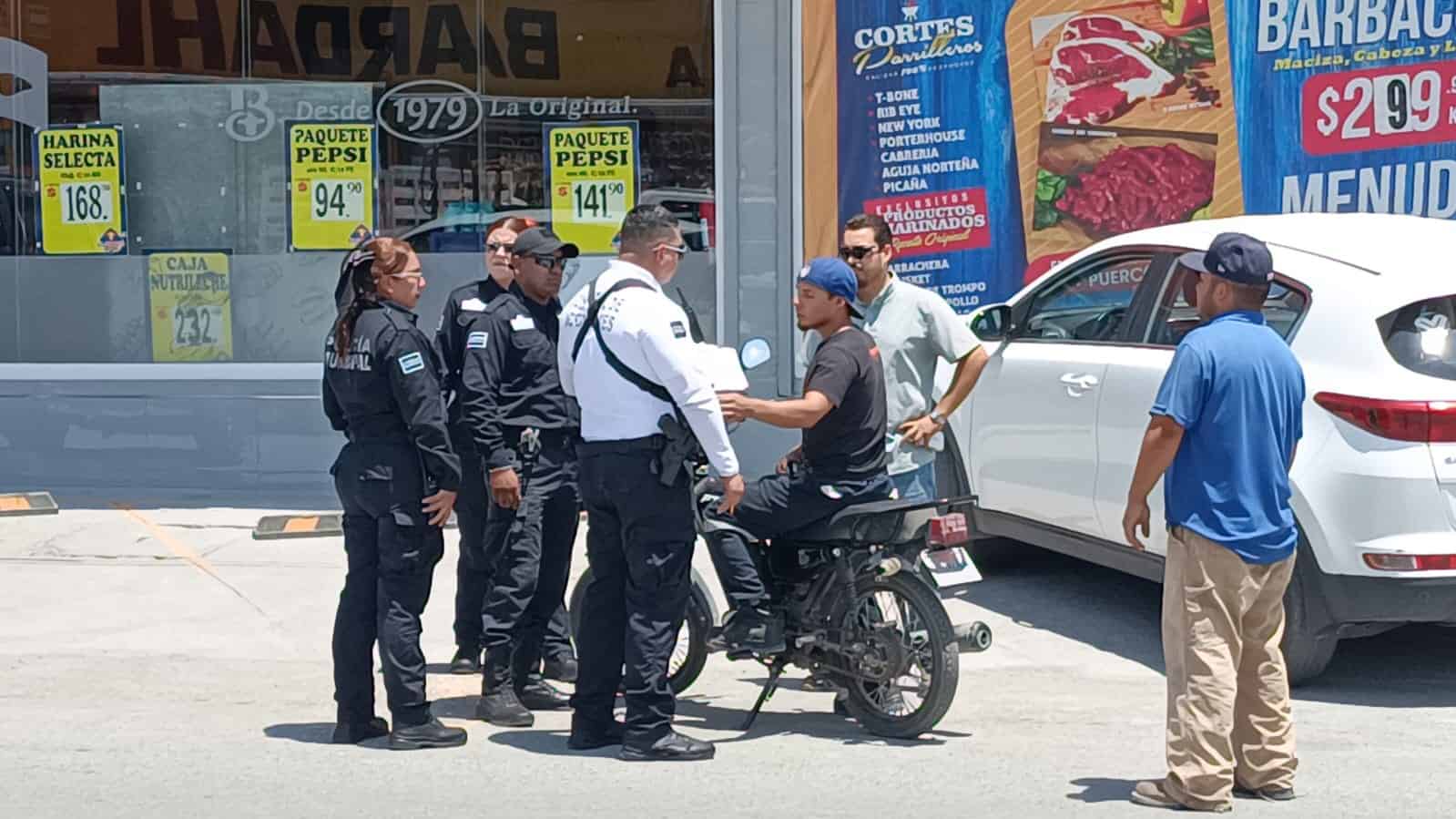 Motociclistas Detenidos por Irregularidades en Operativo Vial de Frontera
