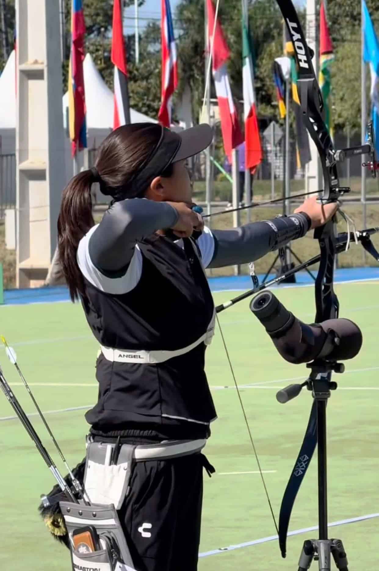 Saltillo celebra victoria de Ángela Ruiz Rosales en tiro con arco