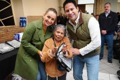Entrega de Apoyos de Corazón a Adultos Mayores en Saltillo
