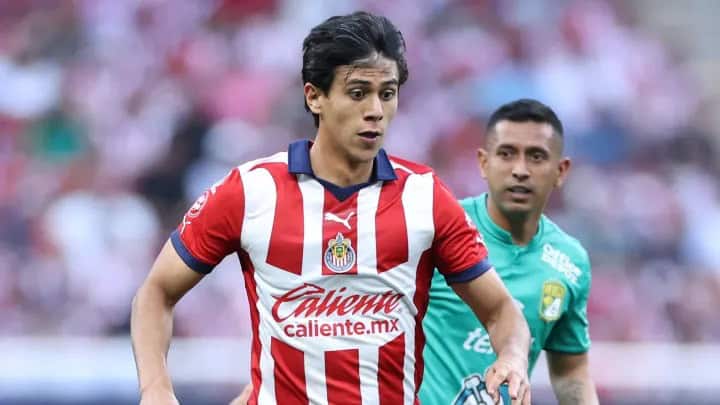 Es arrogante: Peláez critica a JJ Macías ante posible llegada a Pumas