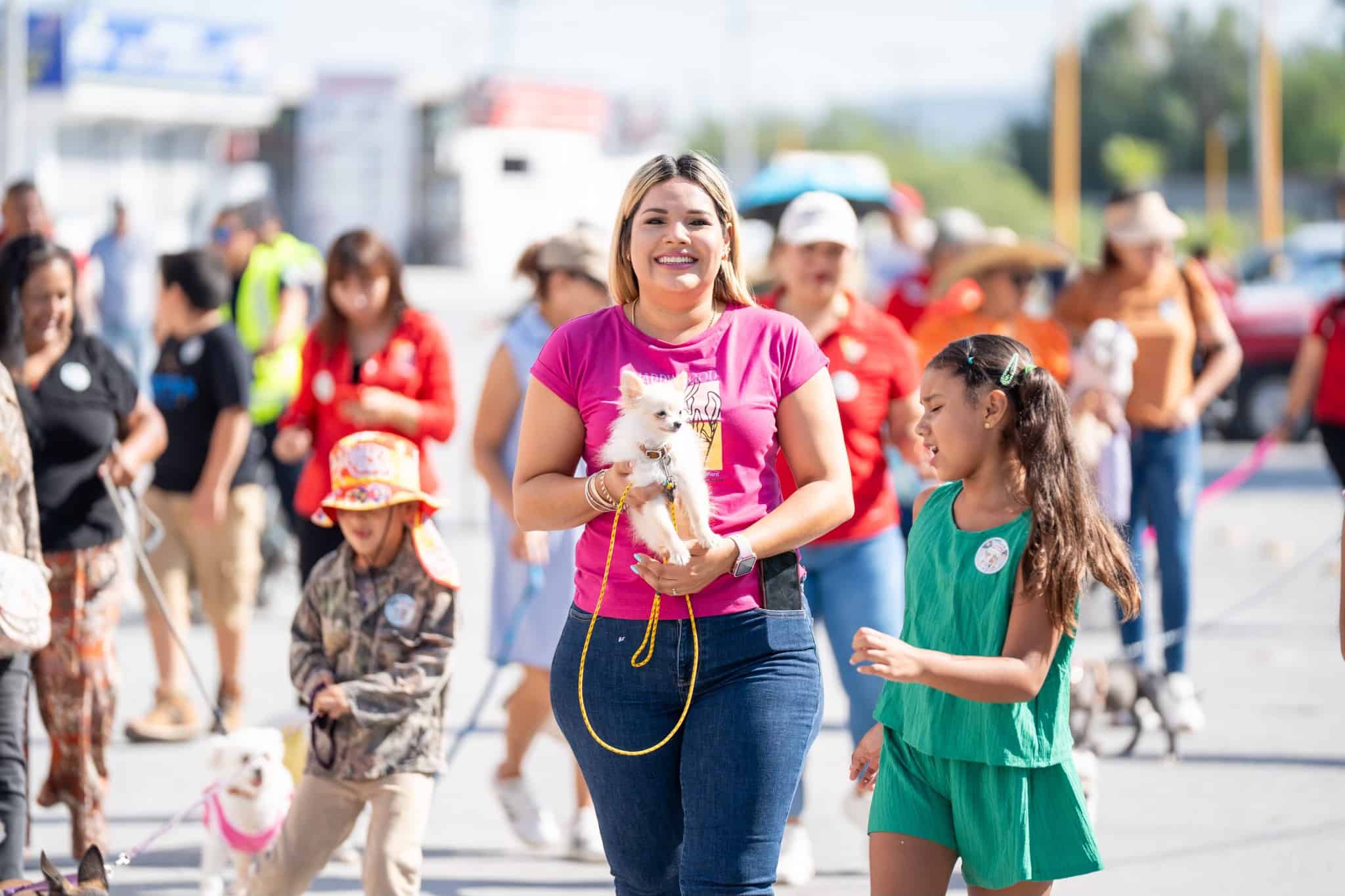 Caminata Canina en Castaños: Alcaldesa fomenta cuidado animal