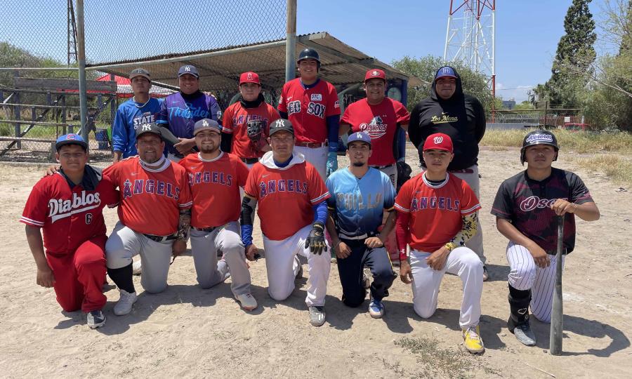 Ángeles y Charros dividen victorias en jornada de béisbol