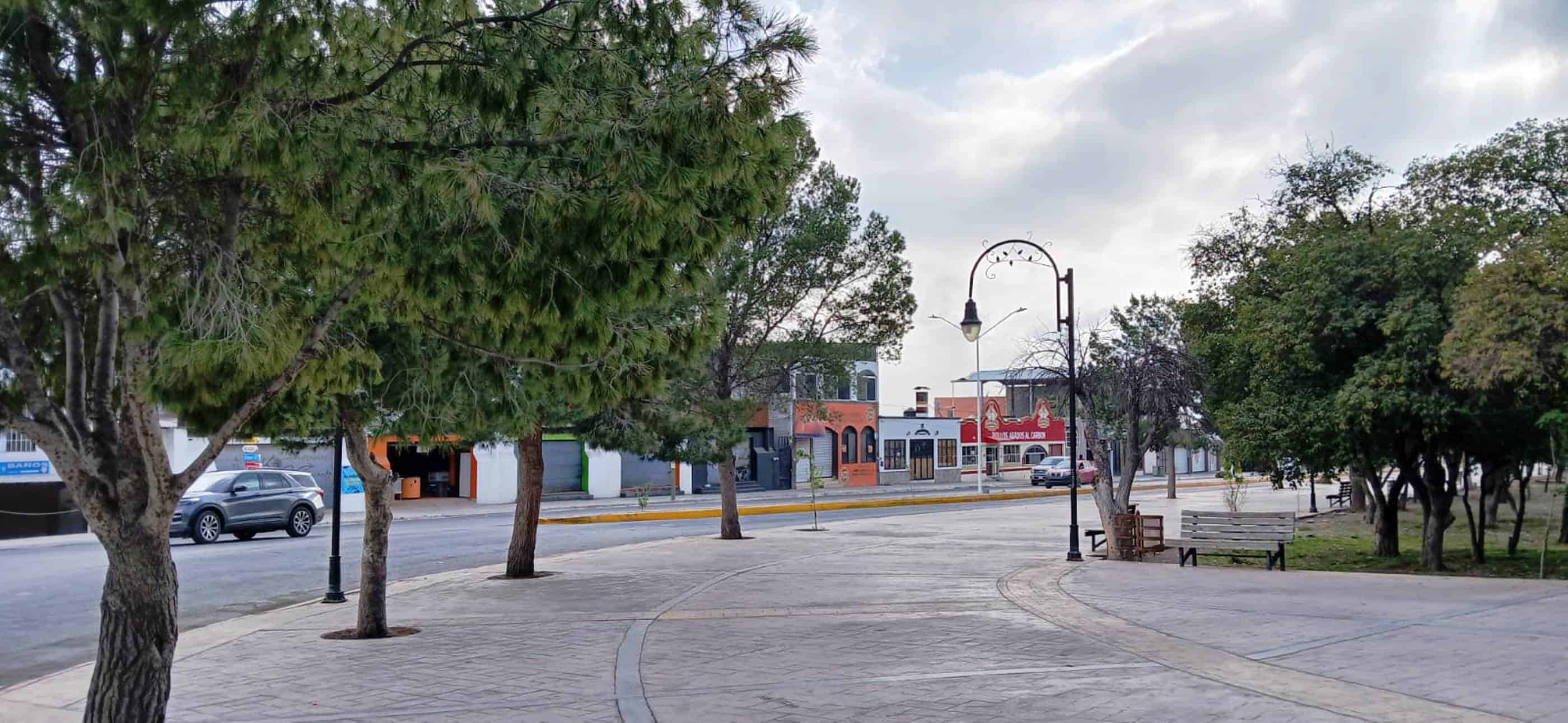 Habitantes de Arteaga exigen atención a necesidades