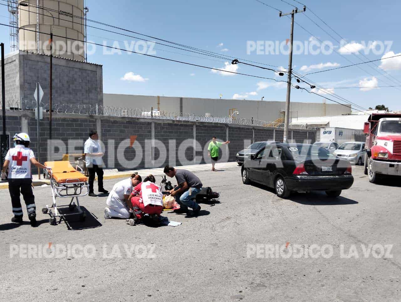 Joven hospitalizada tras colisión en Monclova