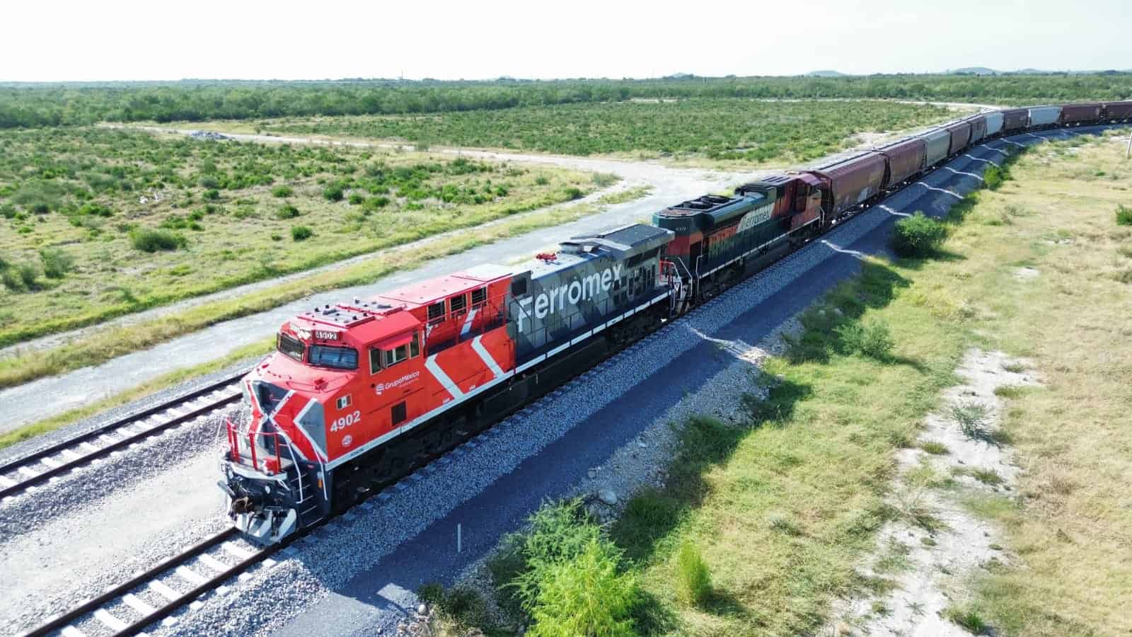 Inicia nueva etapa comercial entre Grupo México Transportes y Bartlett