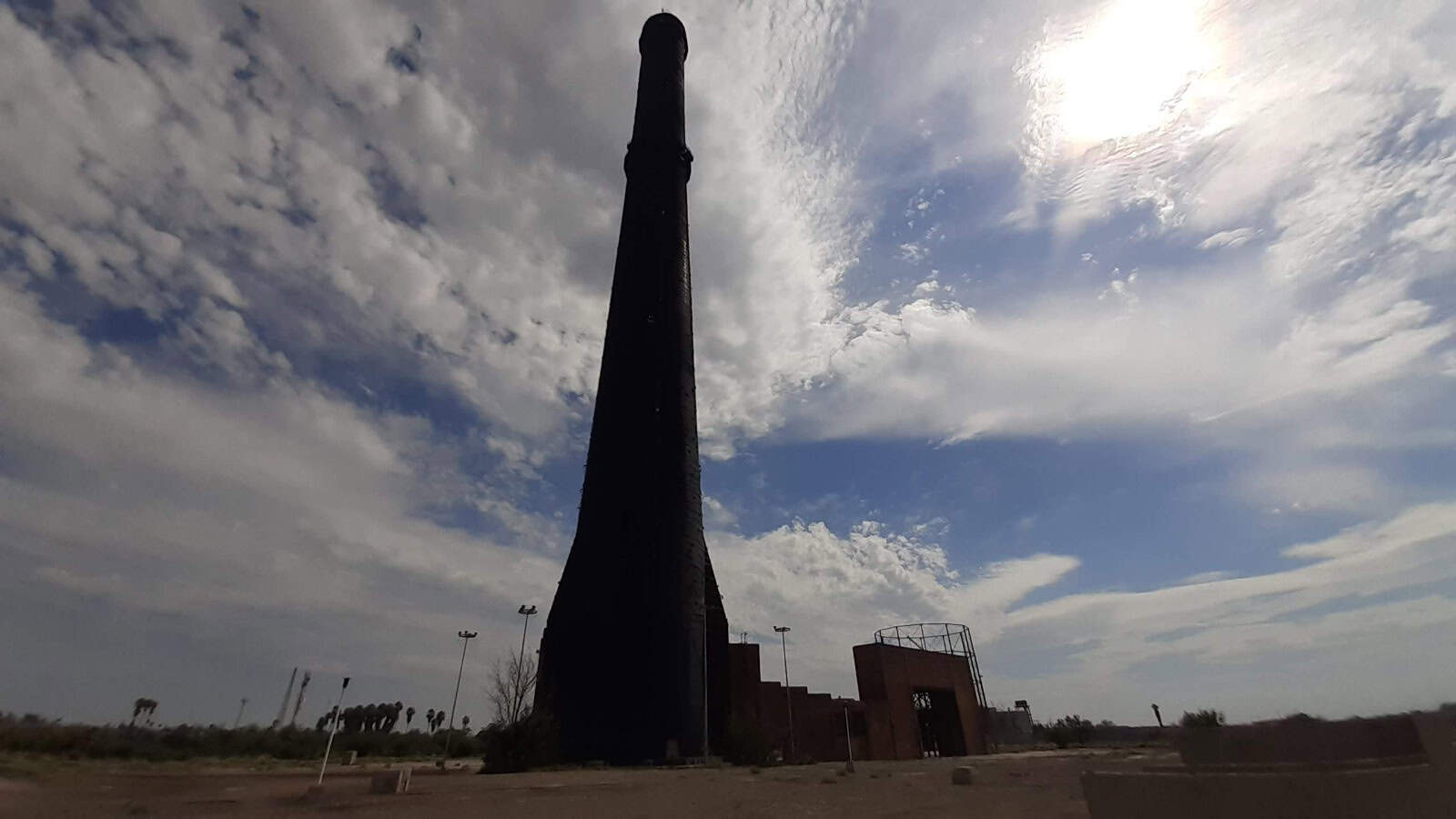 Preservación de la Chimenea de Nueva Rosita: legado histórico