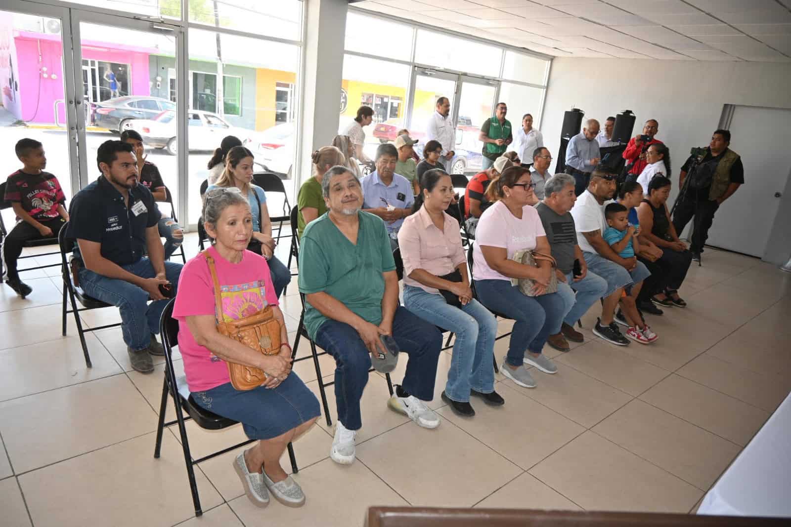 Familias Inician Trámite de Escrituras en Nava y Aseguran su Patrimonio