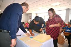 Familias Inician Trámite de Escrituras en Nava y Aseguran su Patrimonio