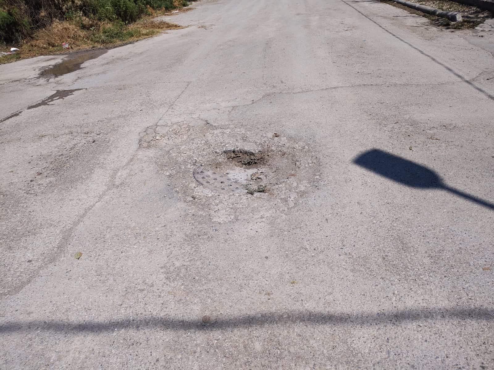 Vecinos de Nogalar Exigen Atención: Calles Abandonadas y Baches Representan Riesgo