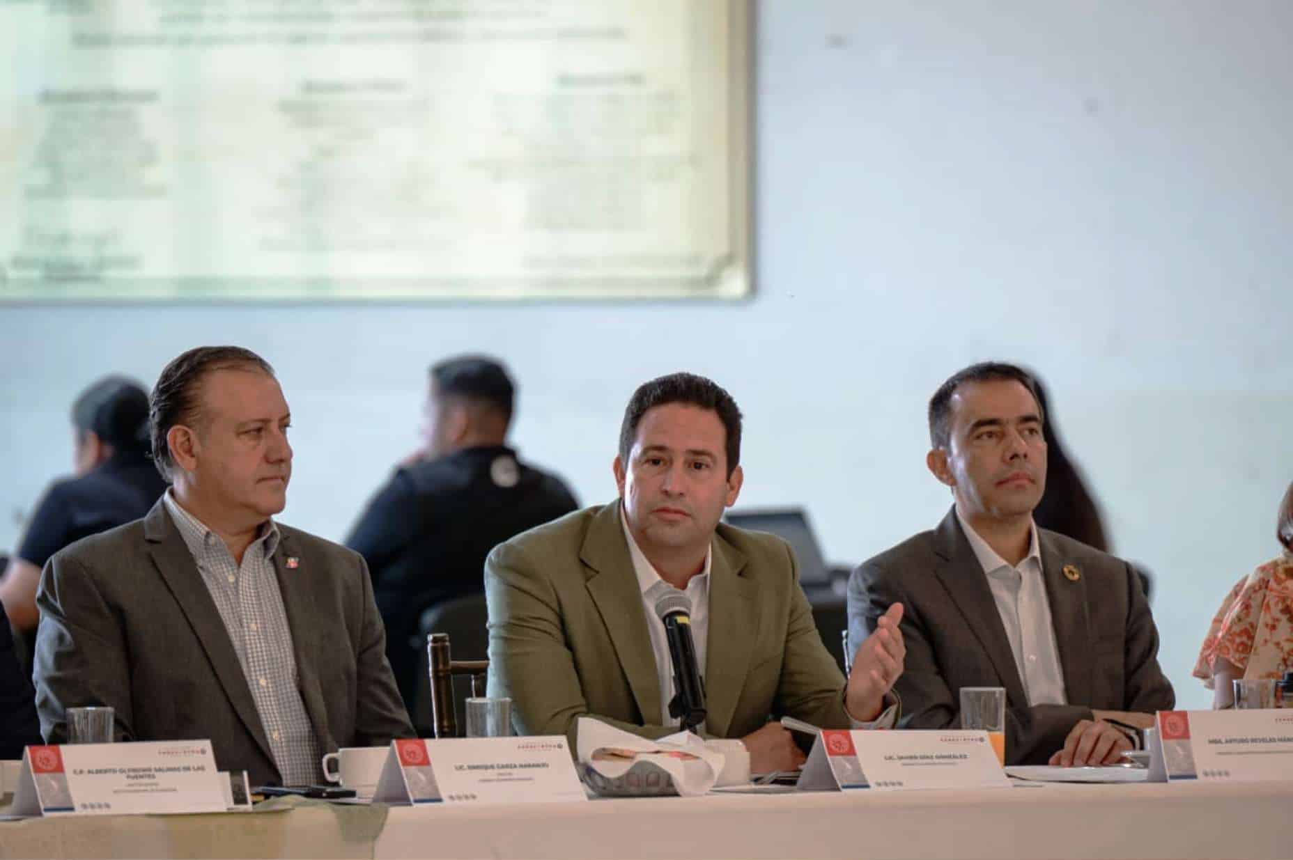 Presenta Alcalde de Saltillo programa Activa tu Parque a empresarios
