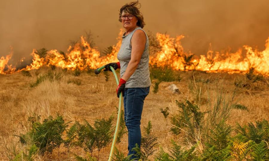 Incendios forestales arrasan en España, Portugal y Grecia