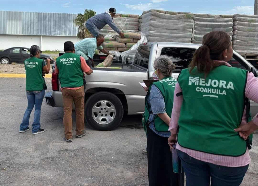 ENTREGA DE CEMENTO A BAJO COSTO IMPULSA LA CONSTRUCCIÓN DE HOGARES DIGNOS EN SABINAS