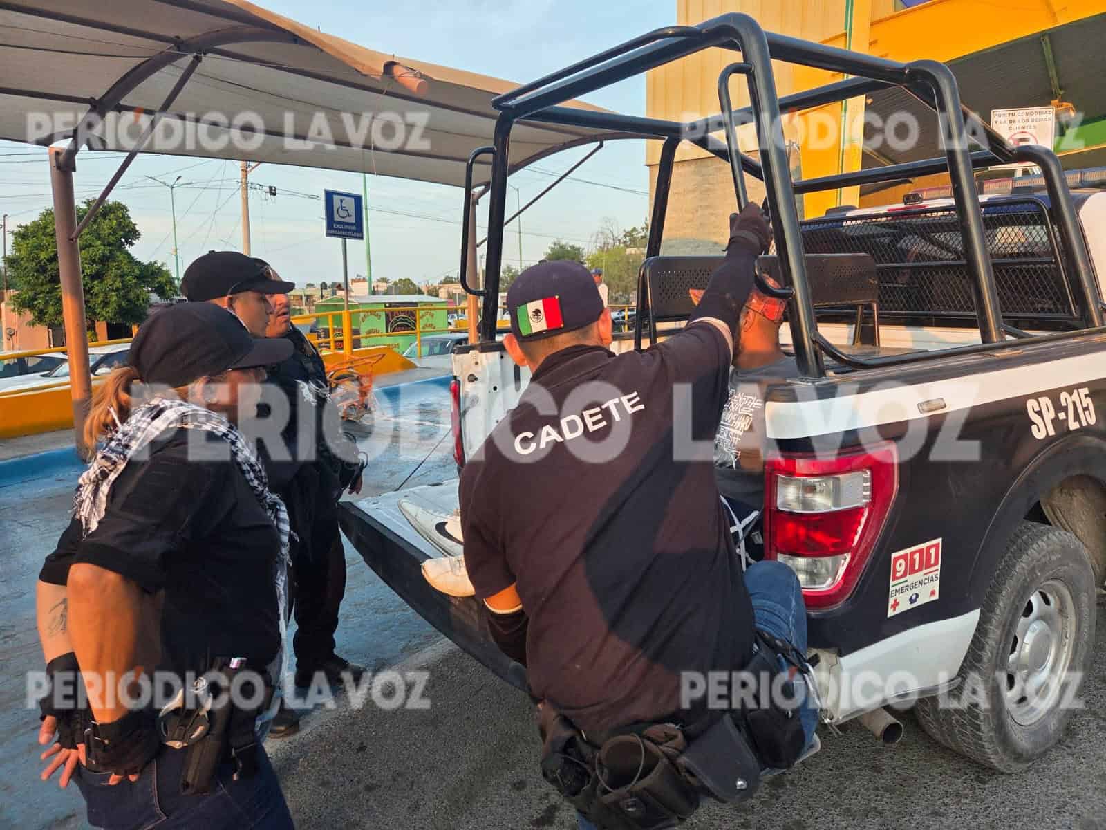 Hombre sorprendido robando en centro comercial