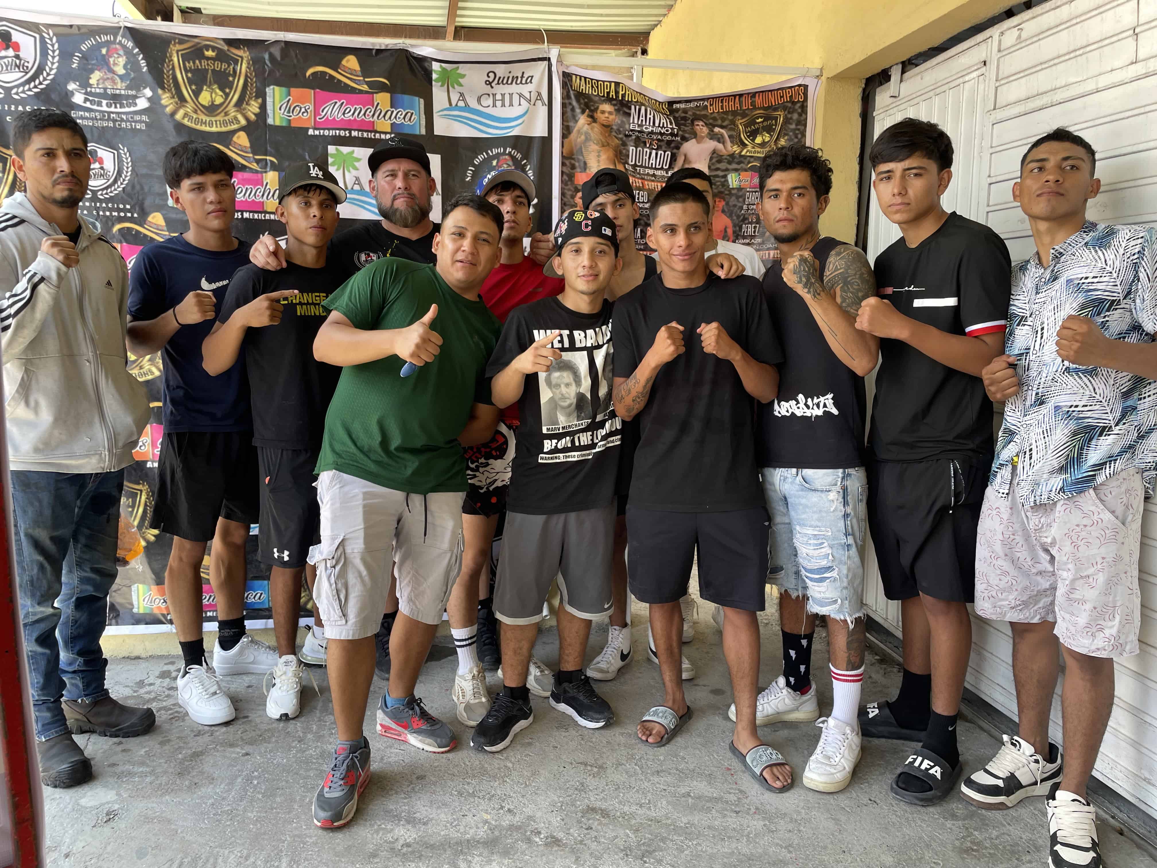 Emocionante velada boxística en Arena Coliseo de Coahuila