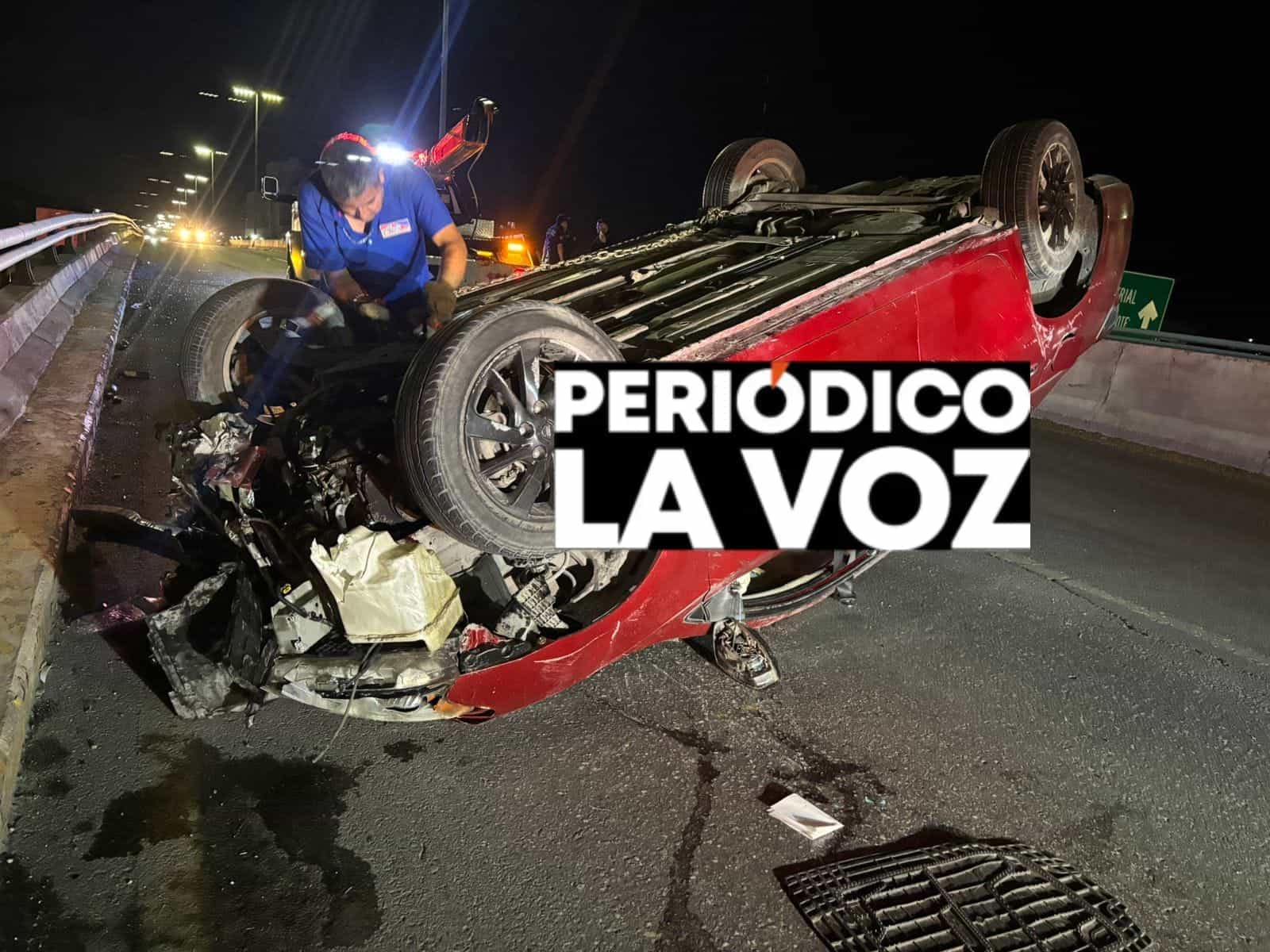 Jóvenes trabajadores de APTIV sufren lesiones tras volcadura en puente