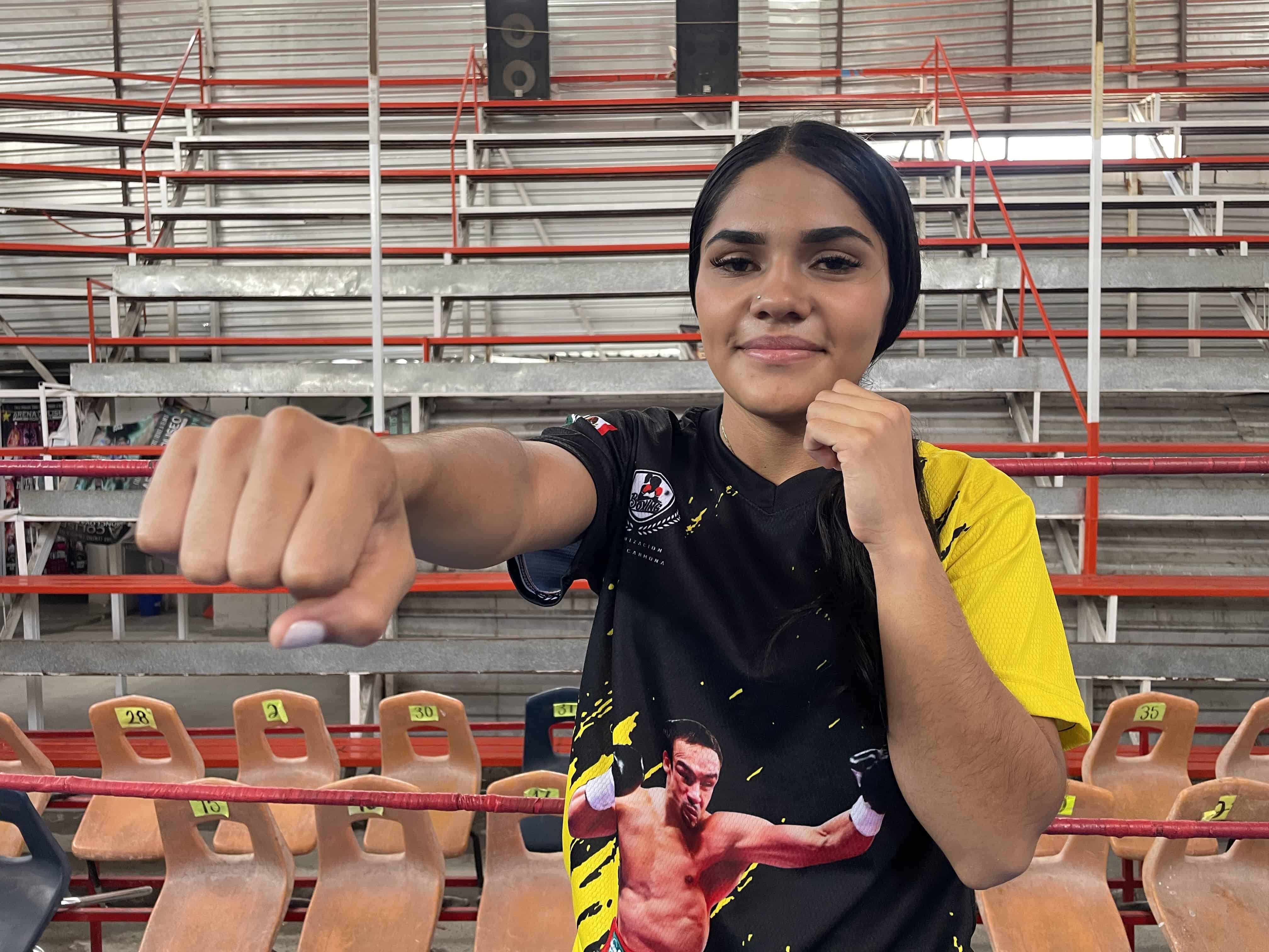 Joven boxeadora de Monclova, Suseth Hernández Reyes, en Selección Nacional de Boxeo