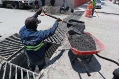 Desazolvan las rejillas pluviales