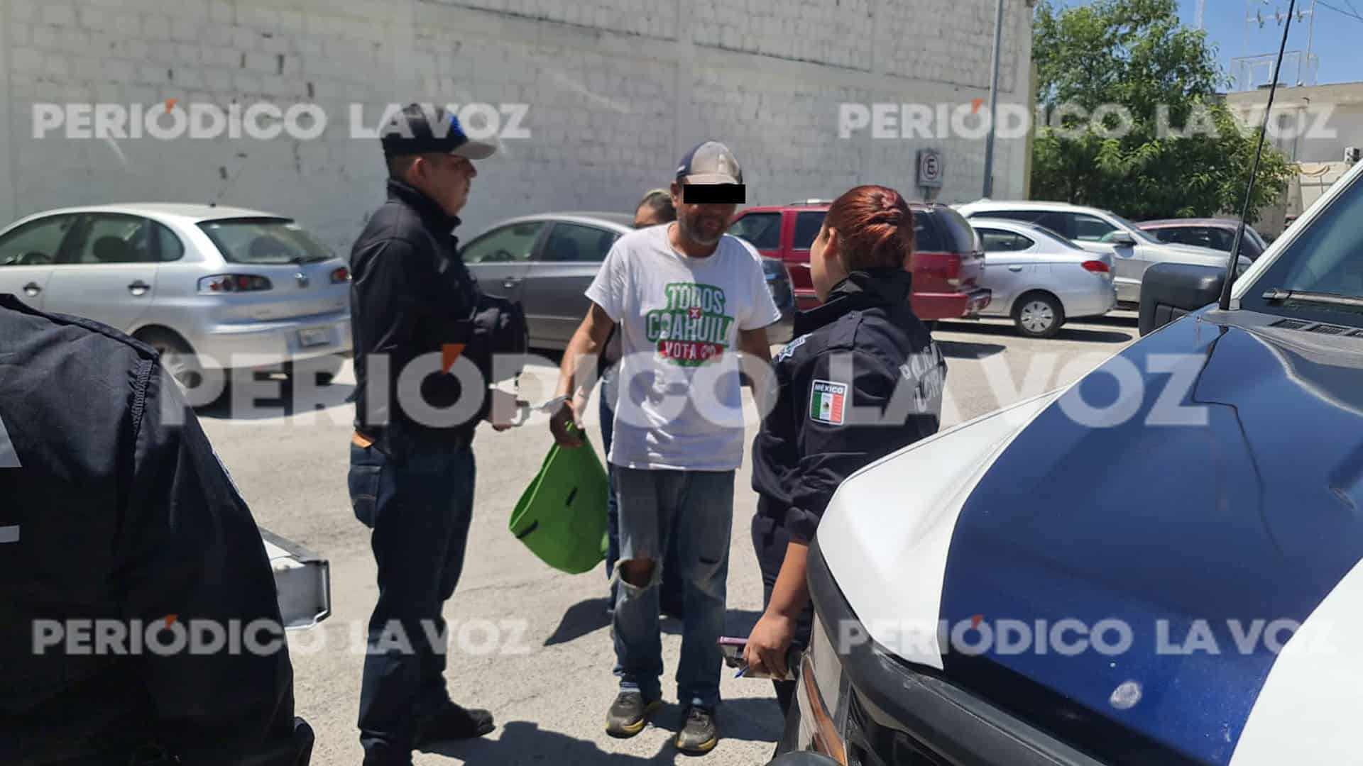 Intervención policial por consumo de alcohol en la vía pública