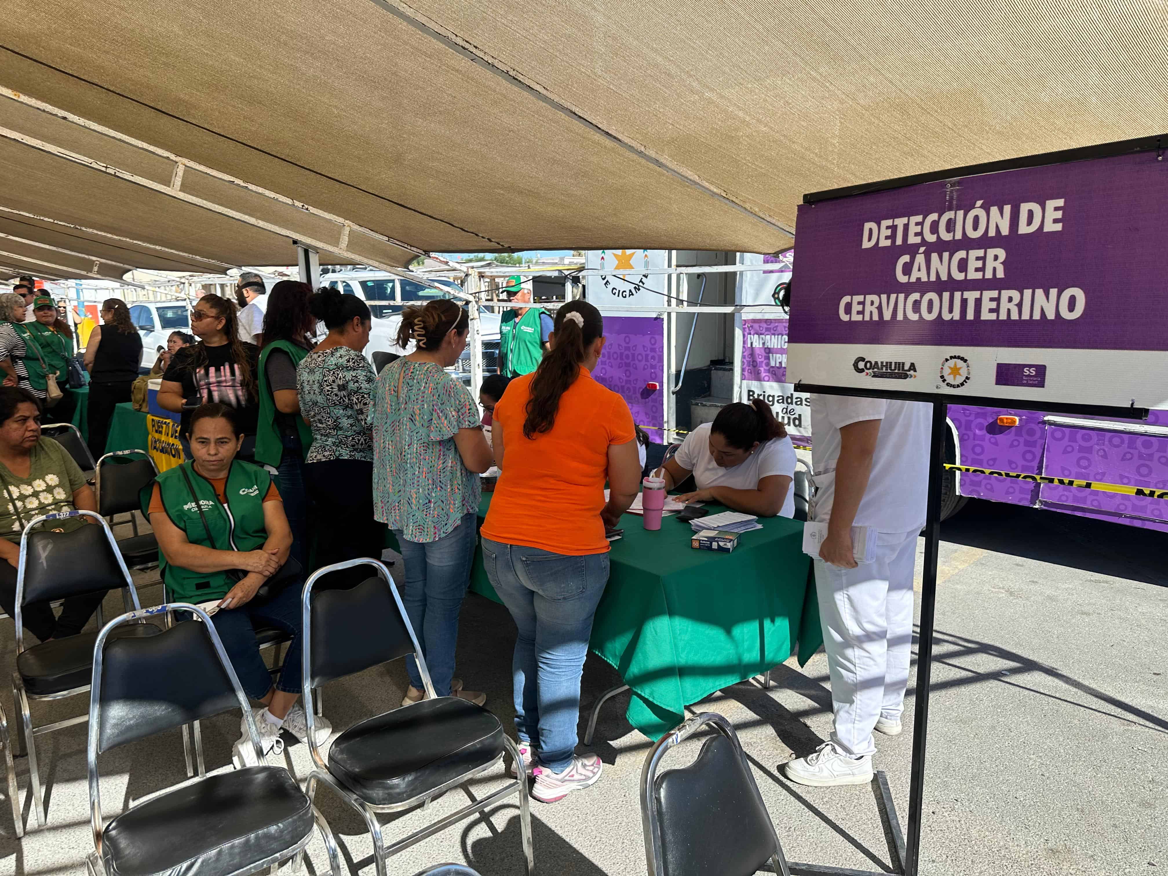 Caravana de la Salud llega a Villas del Carmen