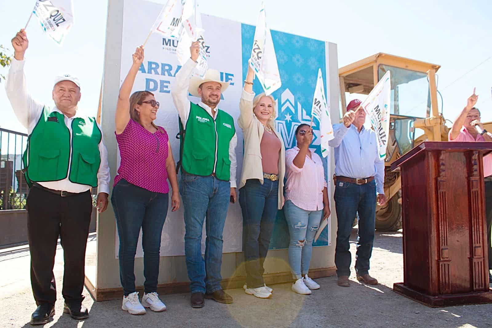 Alcaldesa Laura Jiménez Gutiérrez da inicio a pavimentación en Minas de Barroterán
