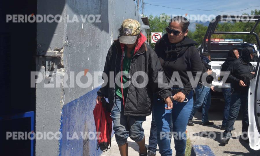 Mujer agresiva Karla detenida en Monclova