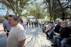 Extrabajadores de AHMSA atentos a la venta de la acerera