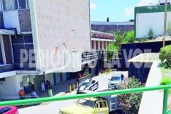 Autoridades alertan sobre robo de celulares a médicos en Clínica 7