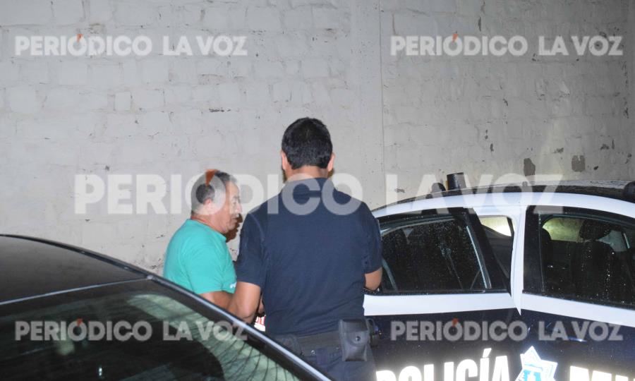 José Mireles arrestado por agresión a su esposa