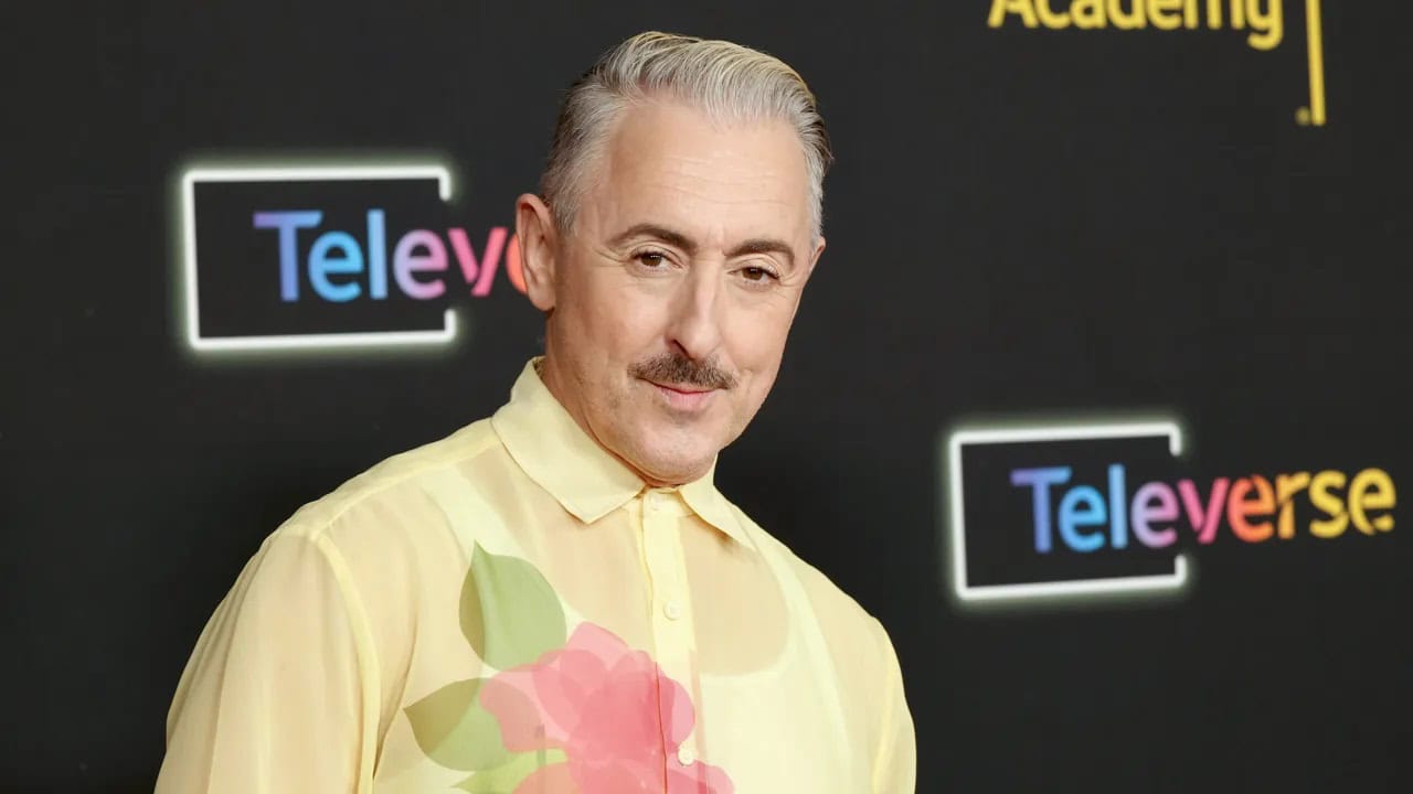 Alan Cumming revela que grabó en total soledad sus escenas para Avengers: Doomsday
