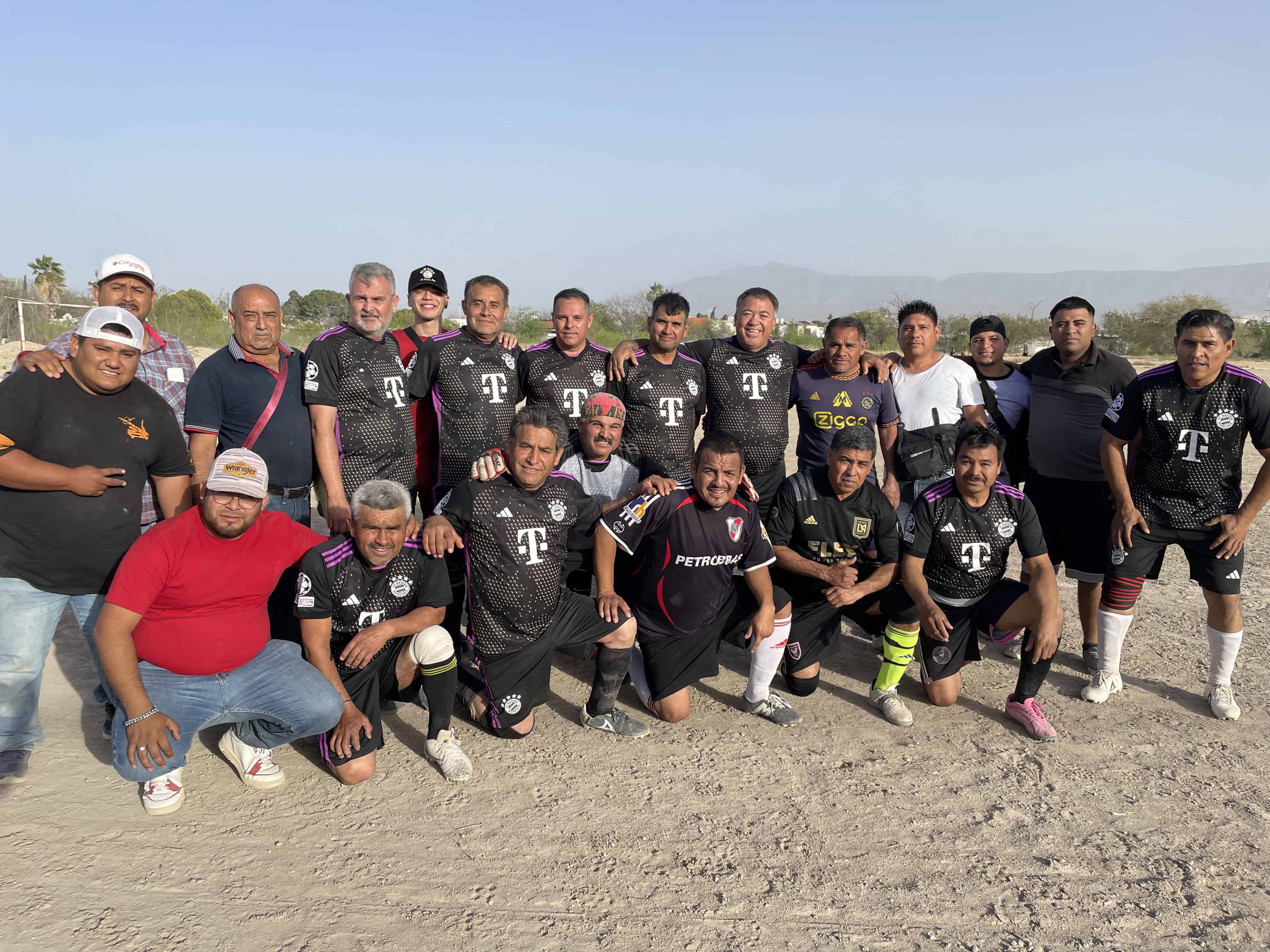 Los Amigos de Garín y Real San Francisco definen liderato en la Liga Mayor de Fútbol