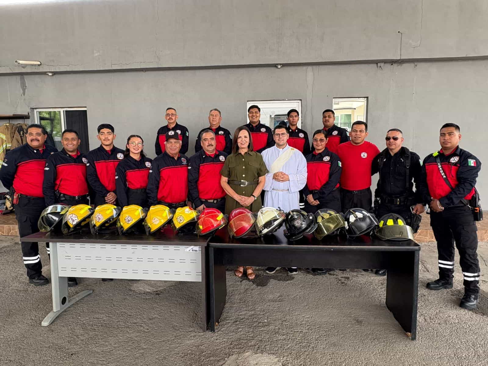 Reconocimiento a la valentía y entrega de los Bomberos en Frontera