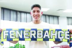 José Mourinho dirigirá a Edson Álvarez en el West Ham